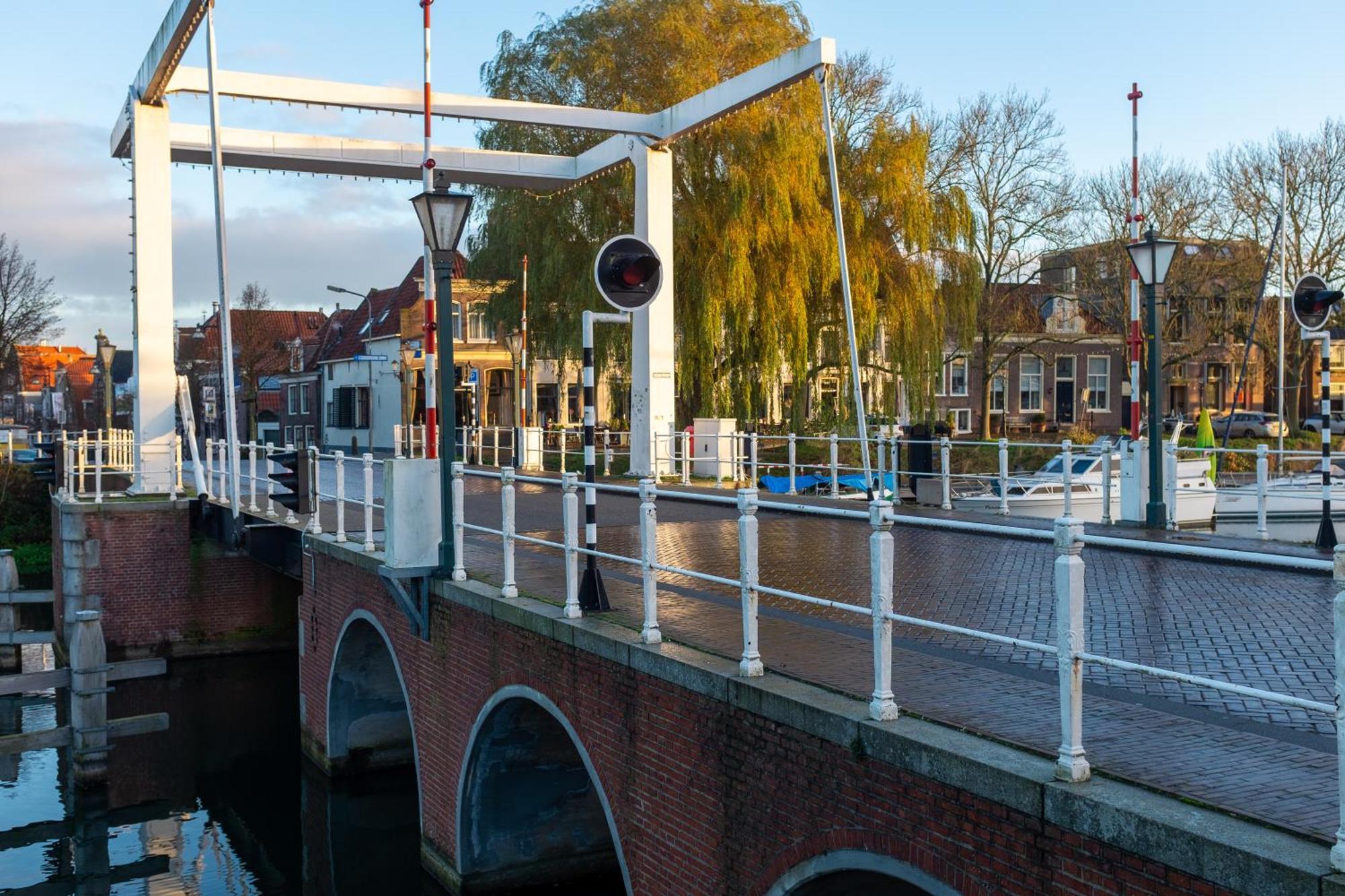 Die Port Van Cleve Enkhuizen Exterior photo